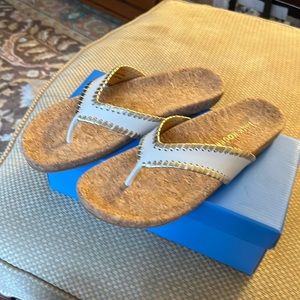 Jack Rogers white with gold stitching flip Flips